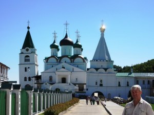 Монастырь не памятник, конечно, но красота какая!