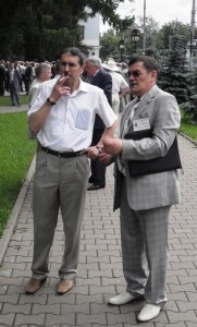 Владимир Хохлов (справа)